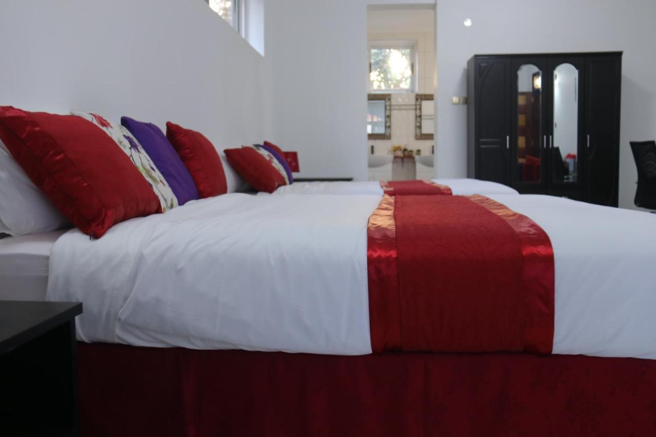The Shoebill Nest Bed & Breakfast Kampala Dış mekan fotoğraf